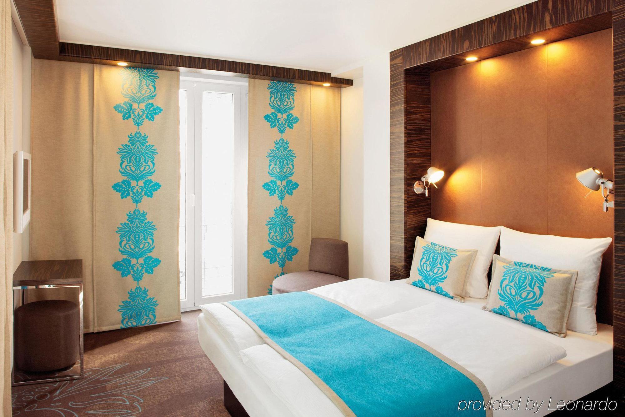 Hotel Motel One Muenchen-Campus