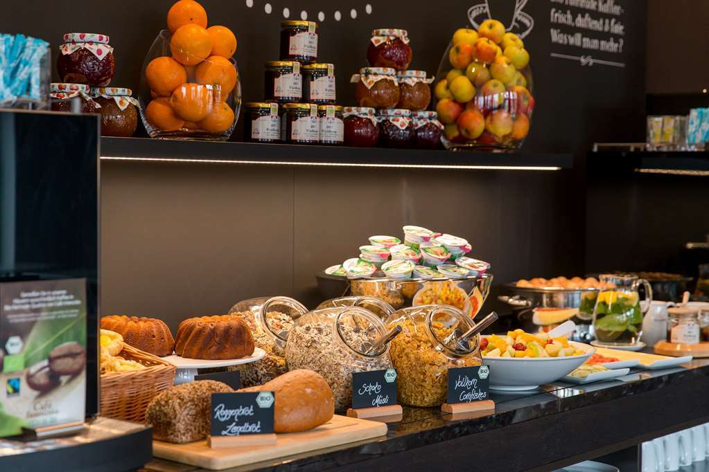 Motel One Muenchen-Campus 3* Munich