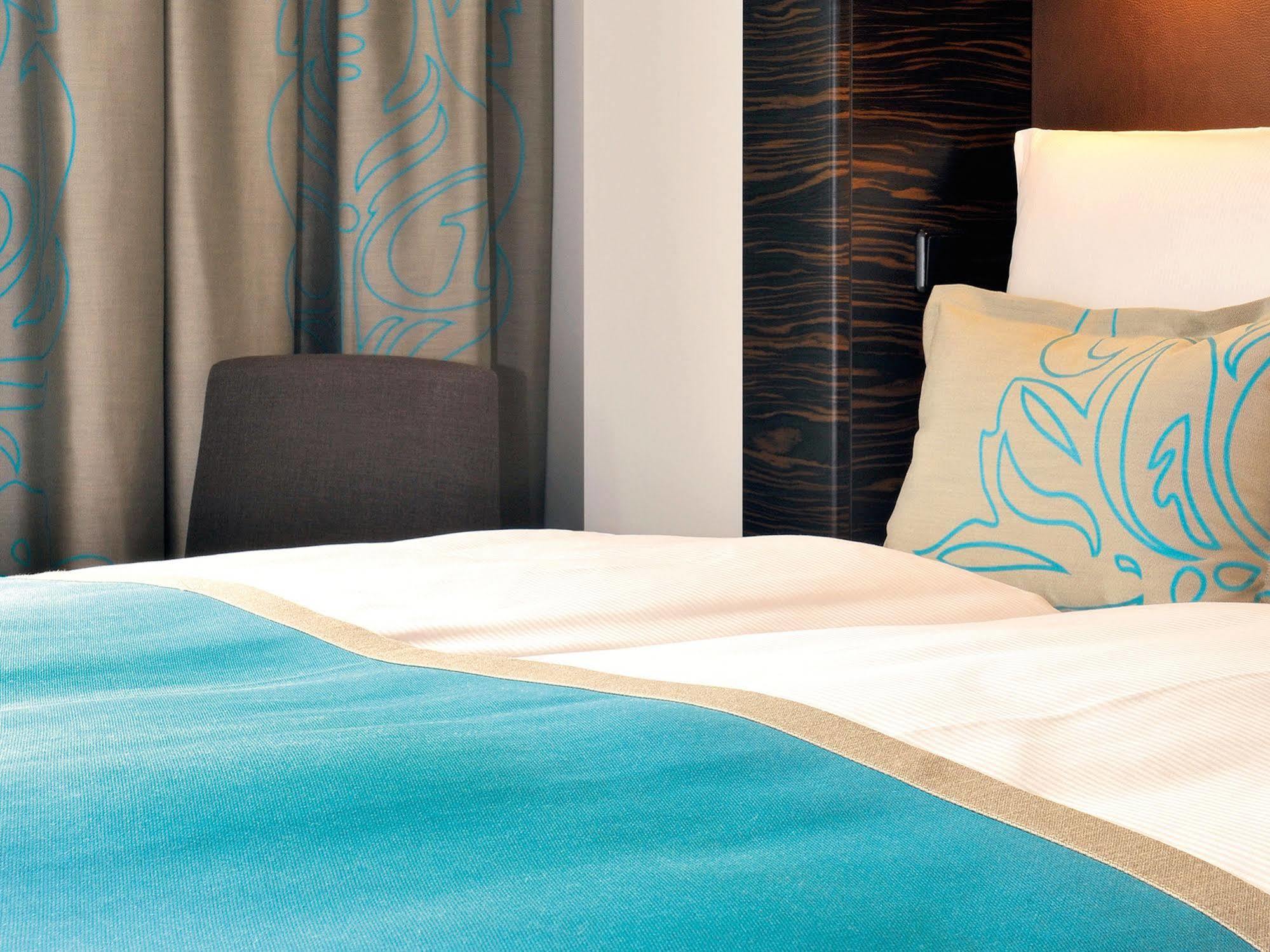 Motel One Muenchen-Campus Hotel Munich