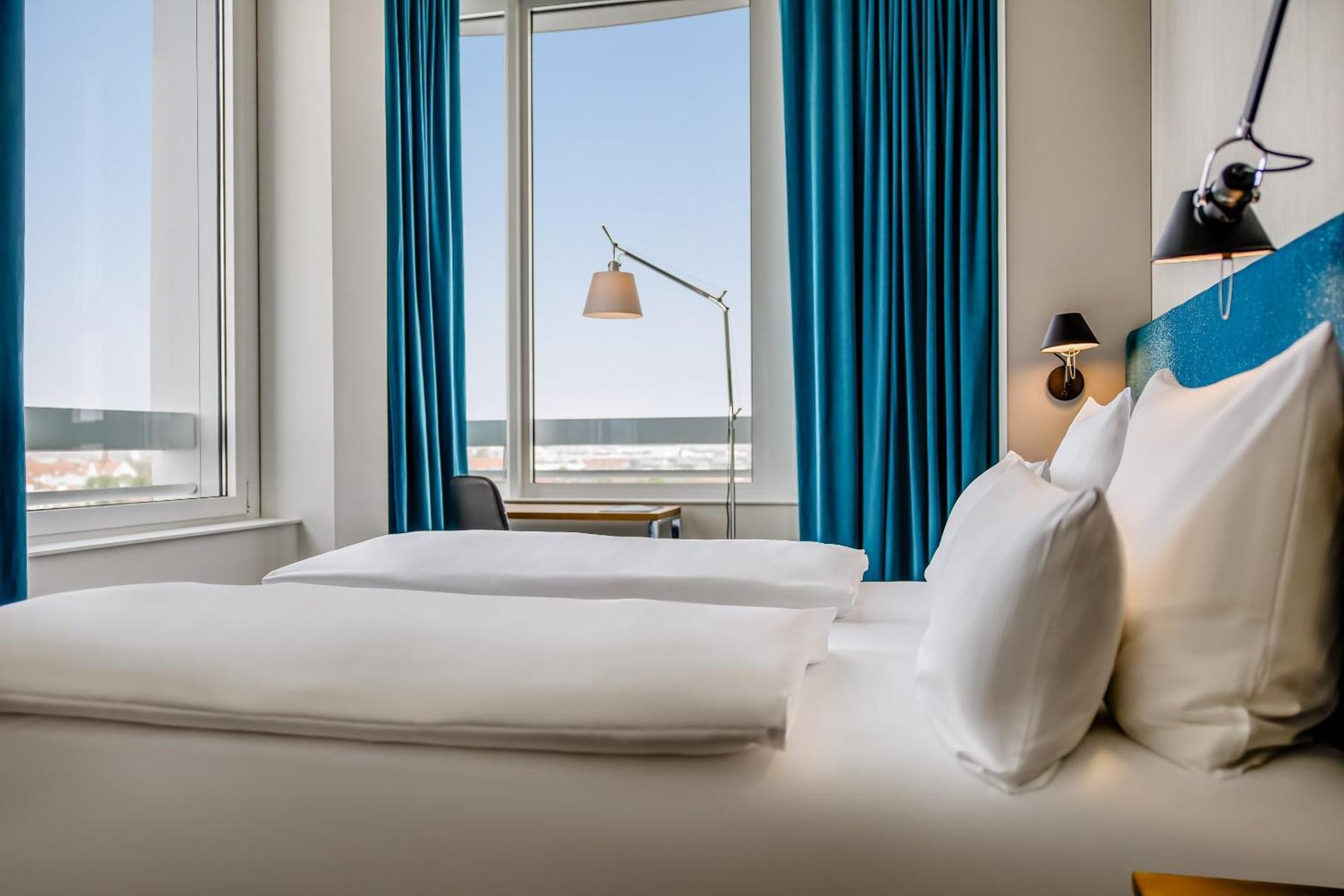 One München-campus Hotel 3*
